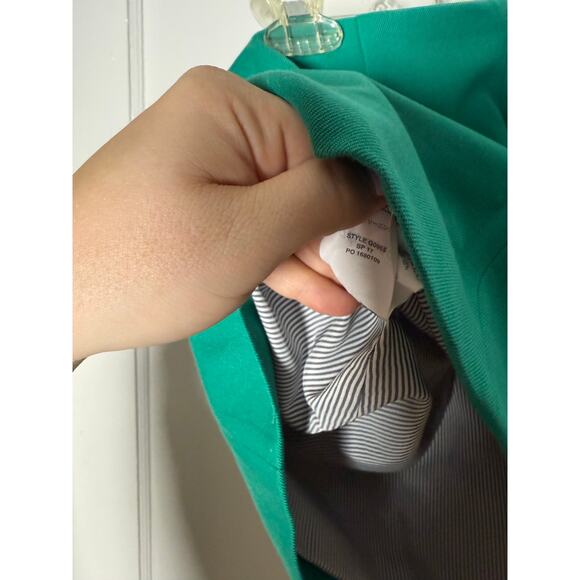 J. Crew Women's Green Wool Blend Short Scalloped Mini Skirt Prep Size 8 - Picture 4 of 8